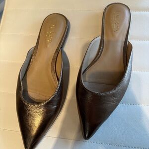Ralph Lauren Closed Toe Flats